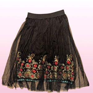 Moon Collection Black Skirt Red Roses Floral Green Embroidery Small Medium